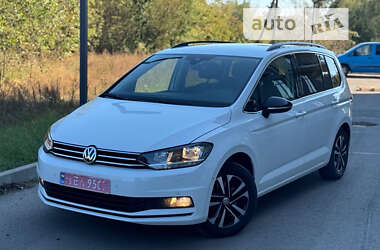 Микровэн Volkswagen Touran 2019 в Сарнах