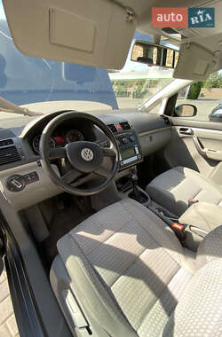 Минивэн Volkswagen Touran 2005 в 