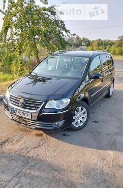 Минивэн Volkswagen Touran 2007 в Овруче