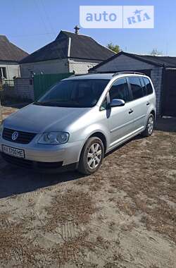 Мінівен Volkswagen Touran 2005 в Зміїві