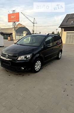 Минивэн Volkswagen Touran 2011 в Измаиле