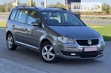 Мінівен Volkswagen Touran 2007 в Дніпрі