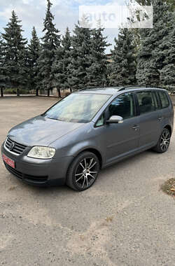 Минивэн Volkswagen Touran 2005 в Вознесенске