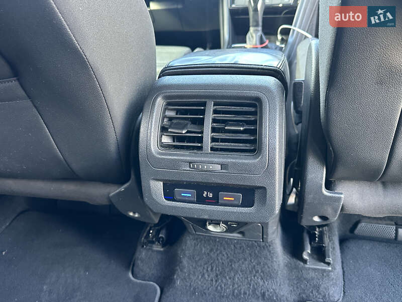 Микровэн Volkswagen Touran 2016 в Каменец-Подольском фото 12 Микровэн Volkswagen Touran 2016 в Каменец-Подольском