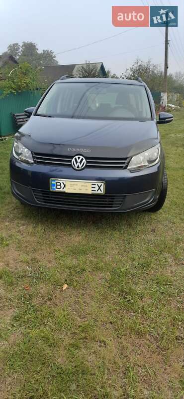 Мінівен Volkswagen Touran 2010 в Тростянці