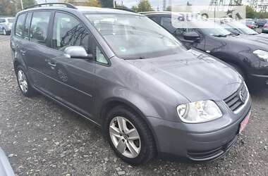 Минивэн Volkswagen Touran 2006 в Луцке