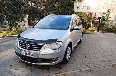 Минивэн Volkswagen Touran 2010 в Виннице