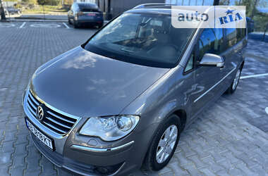 Мінівен Volkswagen Touran 2006 в Вінниці