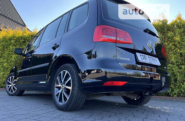 Мінівен Volkswagen Touran 2014 в Стрию