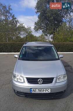 Мінівен Volkswagen Touran 2004 в Кам'янському