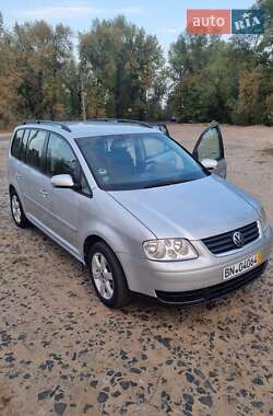 Мінівен Volkswagen Touran 2006 в Києві