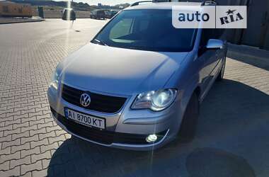 Минивэн Volkswagen Touran 2008 в Броварах