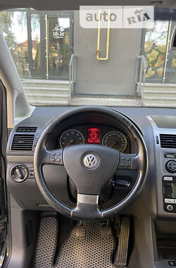 Мінівен Volkswagen Touran 2008 в Луцьку