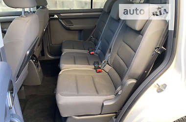 Минивэн Volkswagen Touran 2011 в Луцке