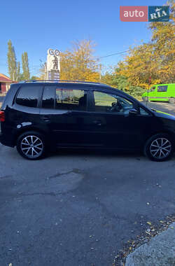 Минивэн Volkswagen Touran 2013 в Виноградове