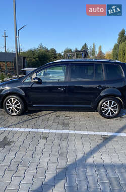 Минивэн Volkswagen Touran 2013 в Виноградове