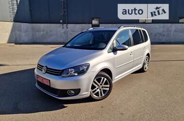 Минивэн Volkswagen Touran 2011 в Киеве