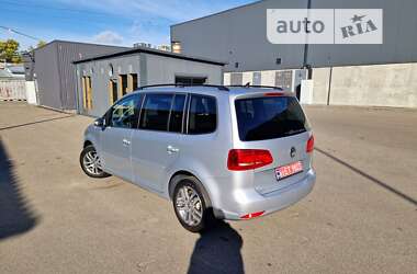 Минивэн Volkswagen Touran 2011 в Киеве