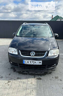 Мінівен Volkswagen Touran 2005 в Києві