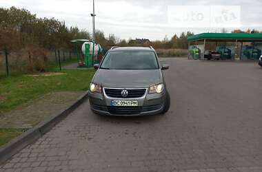 Минивэн Volkswagen Touran 2009 в Дрогобыче