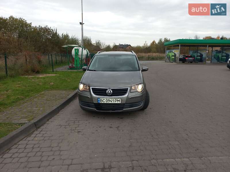 Volkswagen Touran 2009