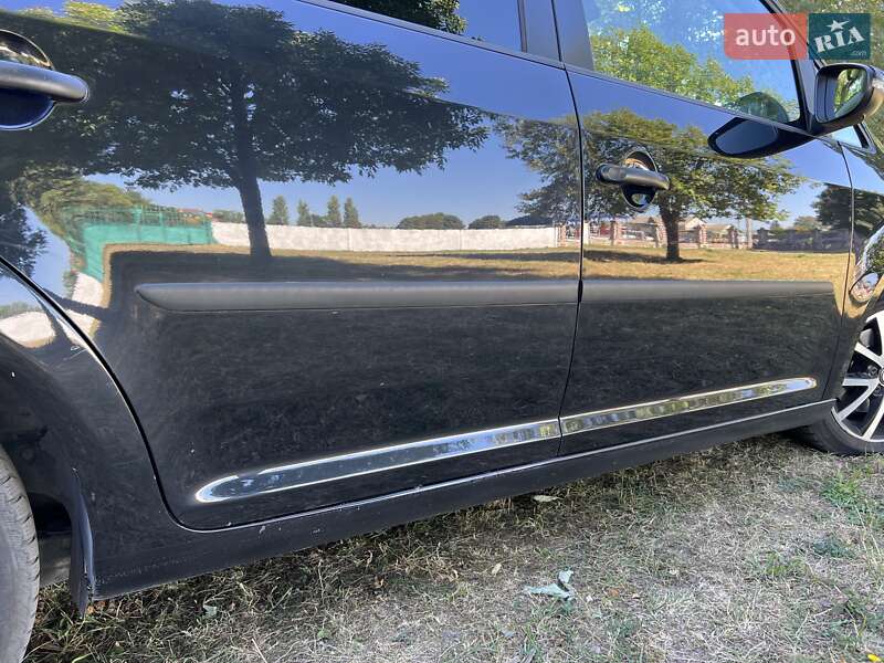 Минивэн Volkswagen Touran 2012 в Нежине фото 20 Минивэн Volkswagen Touran 2012 в Нежине