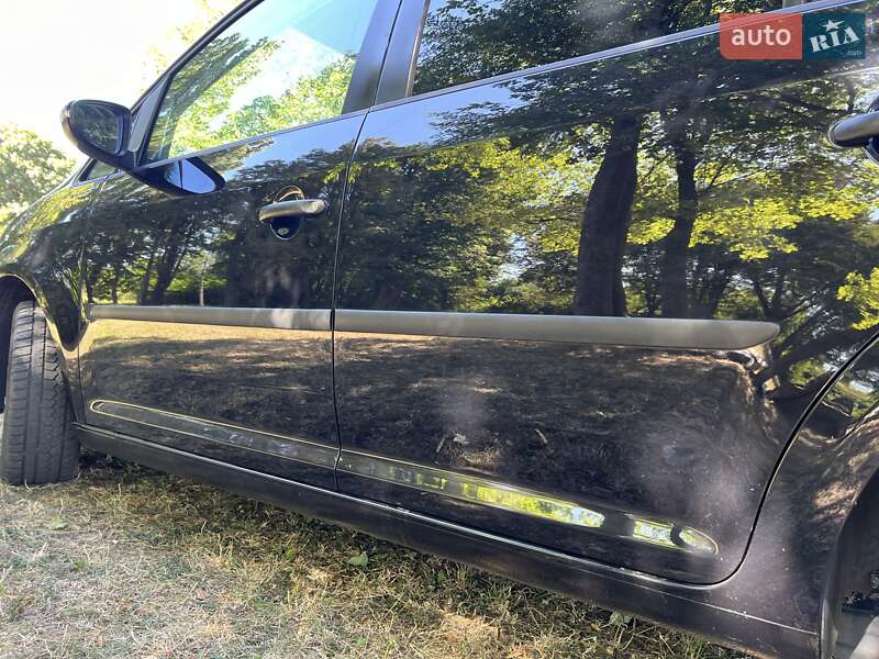 Минивэн Volkswagen Touran 2012 в Нежине фото 19 Минивэн Volkswagen Touran 2012 в Нежине