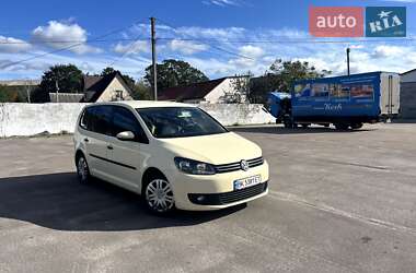 Мінівен Volkswagen Touran 2014 в Сарнах