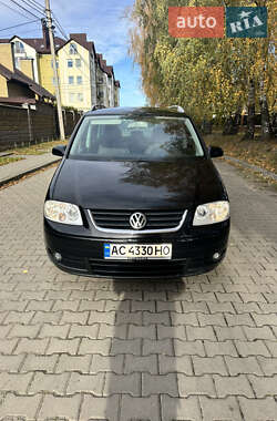 Минивэн Volkswagen Touran 2004 в Луцке