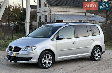 Мінівен Volkswagen Touran 2008 в Тернополі