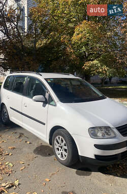 Мінівен Volkswagen Touran 2004 в Ізмаїлі