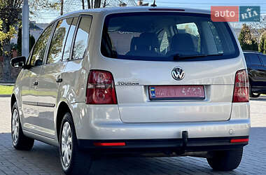 Мінівен Volkswagen Touran 2009 в Житомирі