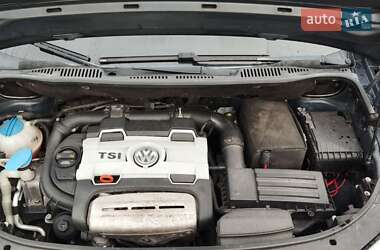 Минивэн Volkswagen Touran 2007 в Белогорье