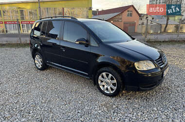 Минивэн Volkswagen Touran 2006 в Ивано-Франковске