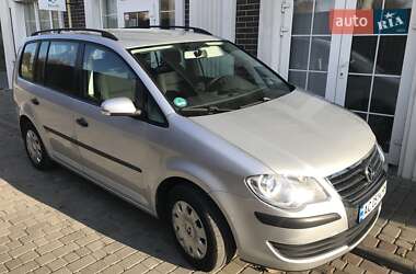 Минивэн Volkswagen Touran 2007 в 