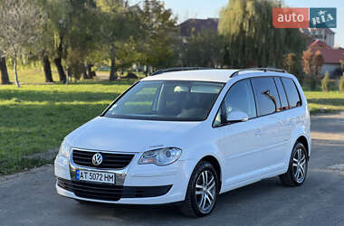 Минивэн Volkswagen Touran 2007 в Городенке