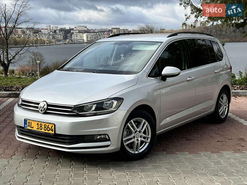 Микровэн Volkswagen Touran 2020 в Тернополе