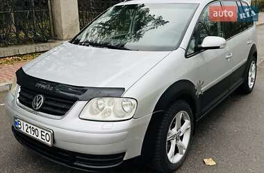 Мінівен Volkswagen Touran 2003 в Умані