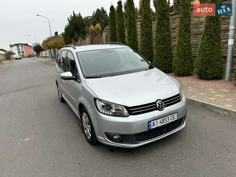 Минивэн Volkswagen Touran 2012 в Ровно