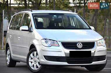 Минивэн Volkswagen Touran 2008 в Днепре