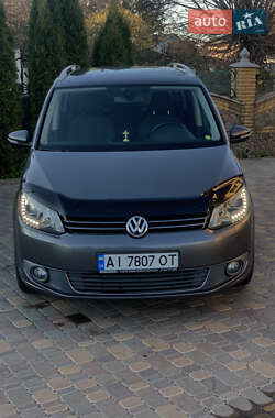 Минивэн Volkswagen Touran 2010 в Кагарлыке