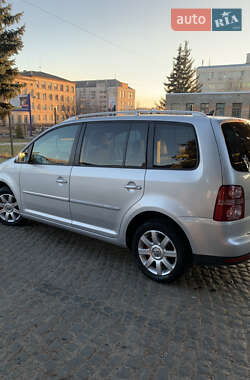 Мінівен Volkswagen Touran 2009 в Кропивницькому