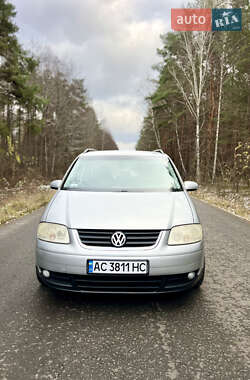 Минивэн Volkswagen Touran 2004 в Ковеле