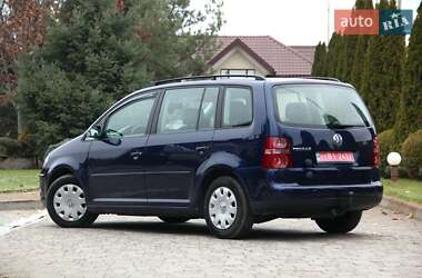 Минивэн Volkswagen Touran 2006 в Сарнах