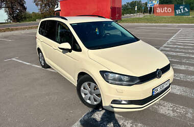 Микровэн Volkswagen Touran 2016 в Ровно