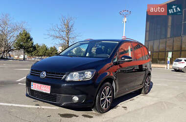 Минивэн Volkswagen Touran 2011 в Одессе