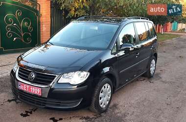 Минивэн Volkswagen Touran 2007 в Чернигове