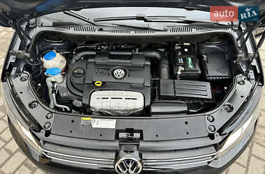 Минивэн Volkswagen Touran 2011 в Киеве