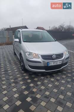 Мінівен Volkswagen Touran 2007 в Полтаві