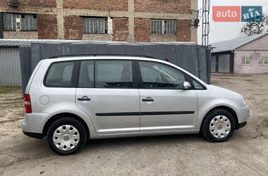 Мінівен Volkswagen Touran 2004 в Охтирці